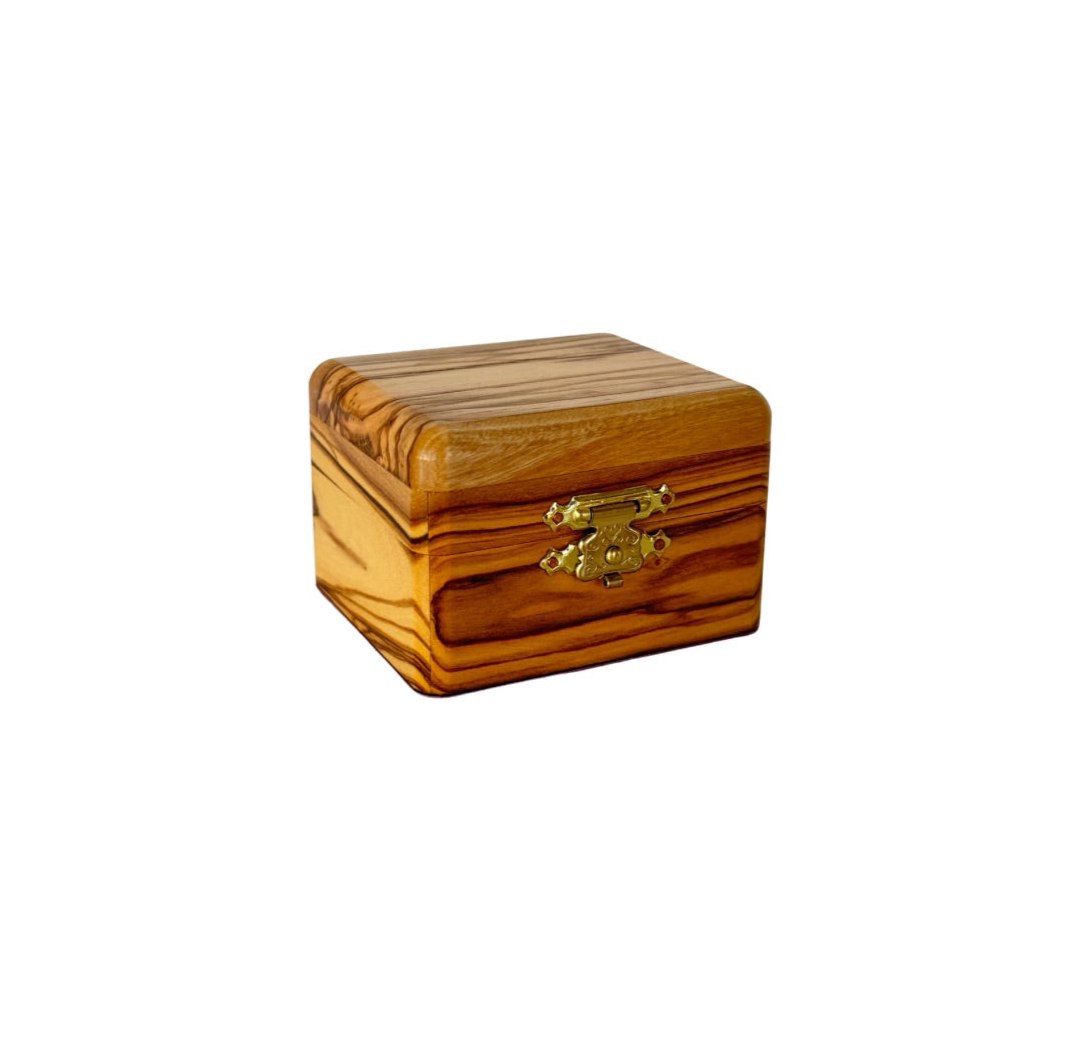 Olive Wood Box (2.75”x3”)